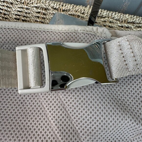 Athleta Excursion Waistbag Abalone Grey OS - Picture 8 of 14